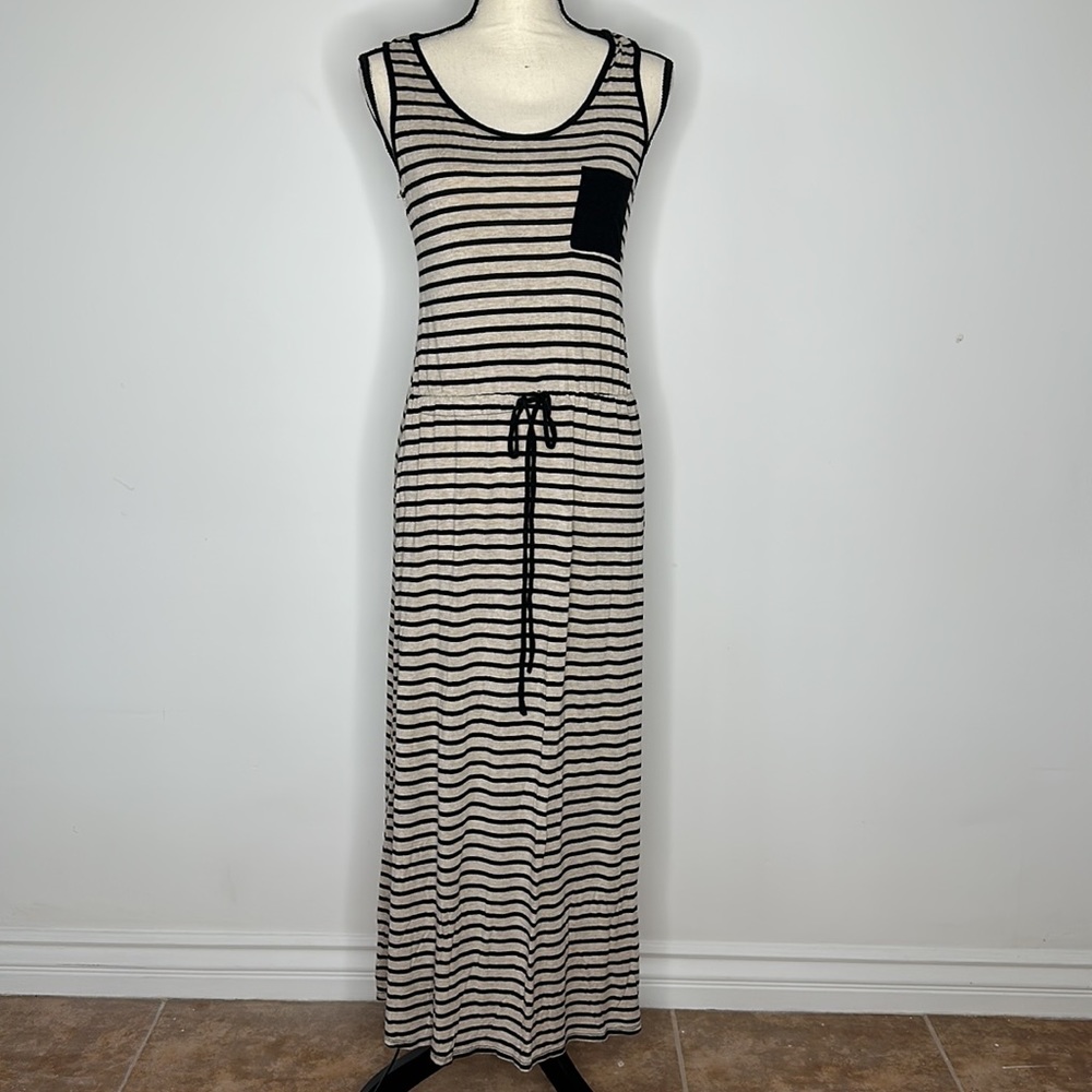Chris and Carol Dress